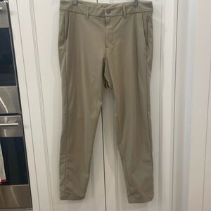 Lululemon Men’s Tan Pants—GREAT FABRIC & Style—Great condition!! Size 34